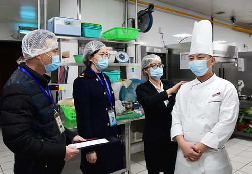 福建省实施餐饮从业者工作时佩戴口罩规定，保障餐饮服务安全